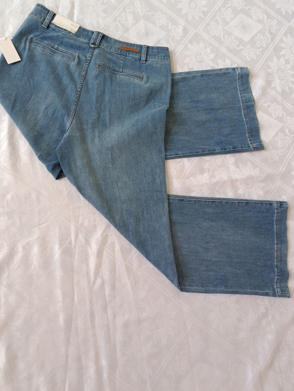 NWT Soft Surrounding High-Rise Wide Leg Jeans in Light Blue Size 14 - Picture 4 of 17